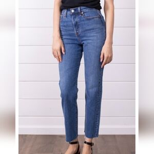 Levi's Women's Wedgie Straight High Rise Jeans